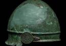 Una inscripción “muy rara” en un casco de combate de hace 2.400 años podría revelar datos históricos